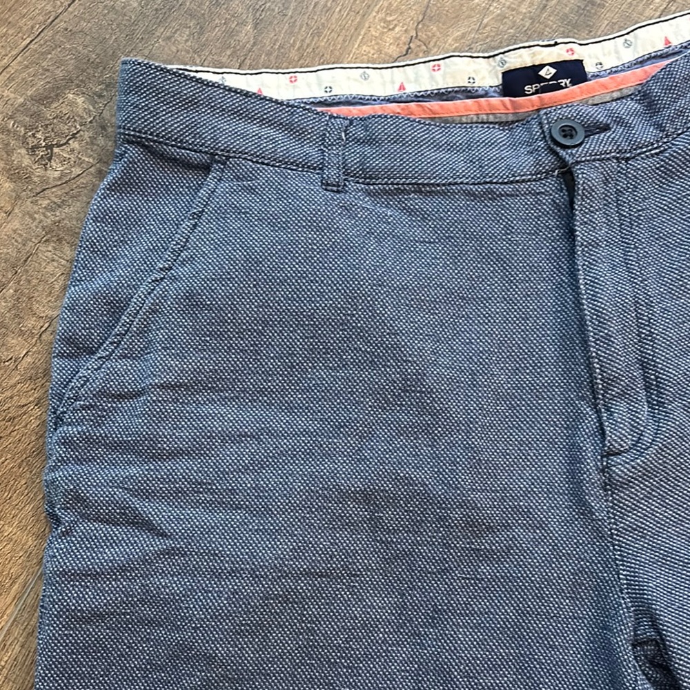 Sperry Men’s Size 36 Twill Blue Flat Front Shorts for Casual Style - Picture 2 of 14